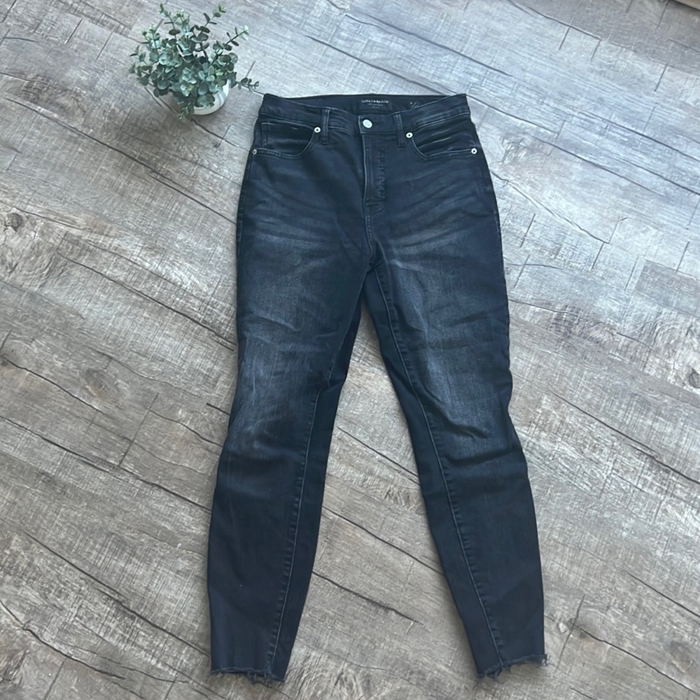 Lucky Brand Black Ankle Jeans size 4/27